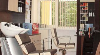 Картинка по теме - как выбрать парикмахерскую