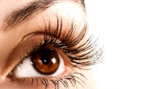 Картинка по теме - как делать коррекцию ресниц