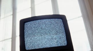 Картинка по теме - как выбрать комнатную антенну