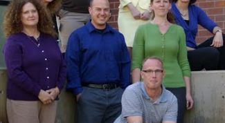 Картинка по теме - как одеться на вечер встреч выпускников