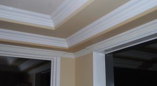 Картинка по теме - как состыковать потолочный плинтус