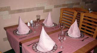 Картинка по теме - как сложить салфетку к праздничному столу