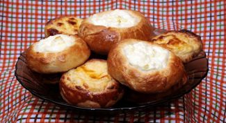 Картинка по теме - как лепить ватрушки