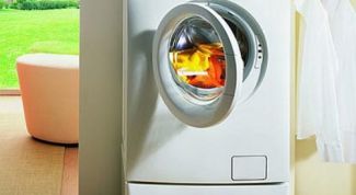 Картинка по теме - как отбелить полинявшую вещь