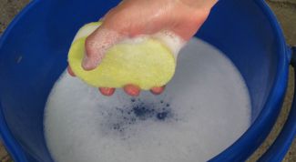 Картинка по теме - как чистить велюр