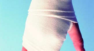 Картинка по теме - как остановить кровотечение при ранении в вену