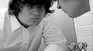 Картинка по теме - как избавиться от угрей на носу