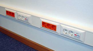 Картинка по теме - как подключить телефонный кабель к телефонной розетке