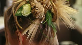 Картинка по теме - как крепить шиньон