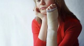 Картинка по теме - как снять боль при переломе