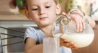 Картинка по теме - как приучить ребенка к молоку