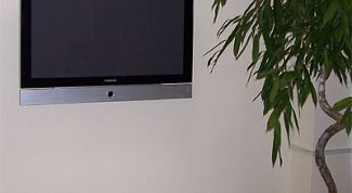 Картинка по теме - как повесить на стену монитор