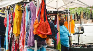 Картинка по теме - как закрепить краску на ткани