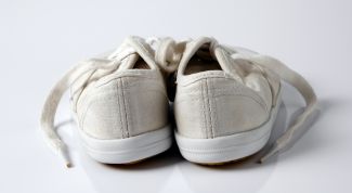 Картинка по теме - как выбрать первую обувь ребенку