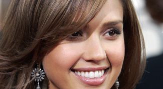 Картинка по теме - как выравнивать челку