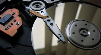 Картинка по теме - как объединить два локальных диска