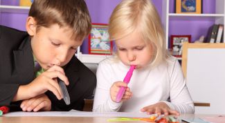 Картинка по теме - как оттереть фломастеры