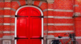 Картинка по теме - как перекрасить дверь