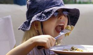 Картинка по теме - как приготовить оладьи из кабачка