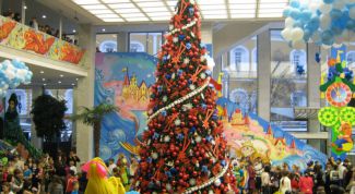 Картинка по теме - как попасть на кремлевскую елку