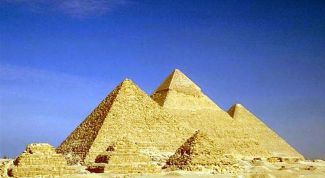 Картинка по теме - как построить пирамиду из бумаги