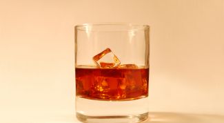 Картинка по теме - как смешать виски с колой