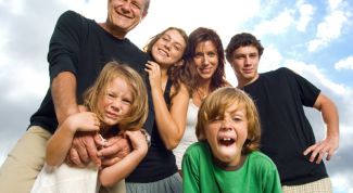 Картинка по теме - как помогать взрослым детям