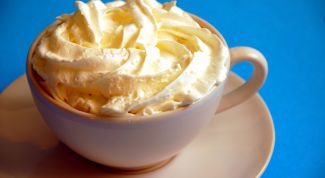 Картинка по теме - как взбить сливки вручную