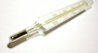 Картинка по теме - как держать градусник