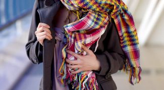 Картинка по теме - как завязывать женский шарф