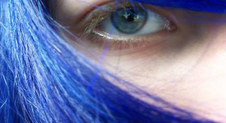 Картинка по теме - как покрасить волосы в синий цвет