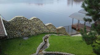 Картинка по теме - как укрепить берег реки