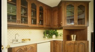 Картинка по теме - как крепить шкафы на стену