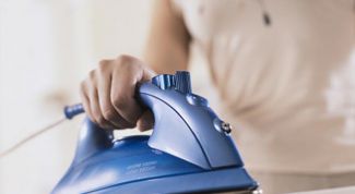 Картинка по теме - как очистить поверхность утюга