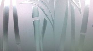 Картинка по теме - как поставить стекло в дверь