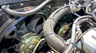 Картинка по теме - как выпустить воздух из радиаторов