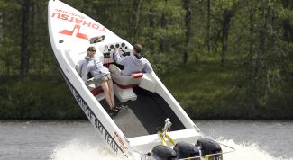 Картинка по теме - как подобрать лодочный мотор