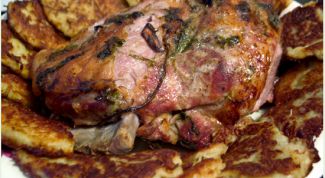 Картинка по теме - как приготовить свиную лопатку