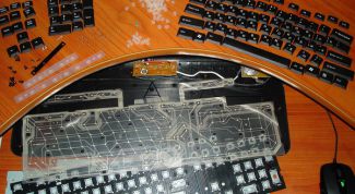 Картинка по теме - как вытащить кнопки из клавиатуры