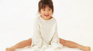 Картинка по теме - как посадить на шпагат ребенка