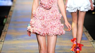 Картинка по теме - как попасть на показ мод