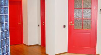 Картинка по теме - как покрасить межкомнатную дверь