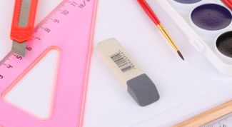 Картинка по теме - как научиться рисовать эскизы одежды