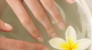 Картинка по теме - как избавиться от грибка на руках