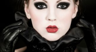 Картинка по теме - как сделать готический макияж