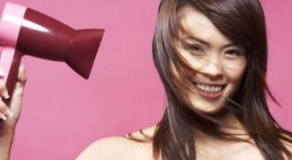 Картинка по теме - как укладывать волосы феном и щеткой