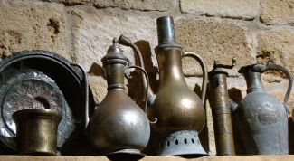 Картинка по теме - как очистить старинные изделия от налета