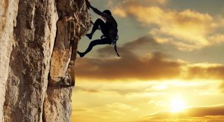 Картинка по теме - как забираться на скалу