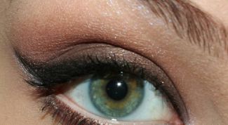 Картинка по теме - как сделать макияж smoky eyes