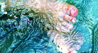 Картинка по теме - как парить ноги при простуде